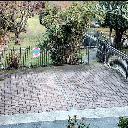 La Mansardina Apartament *