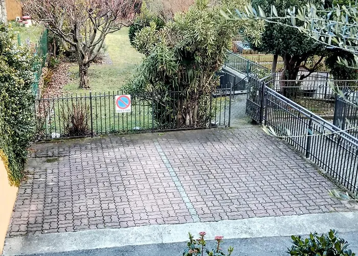 La Mansardina Apartman *